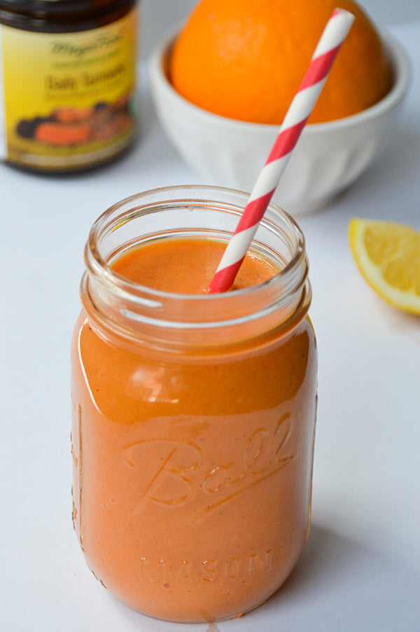 TROPICAL TURMERIC CARROT JUICE & SMOOTHIE